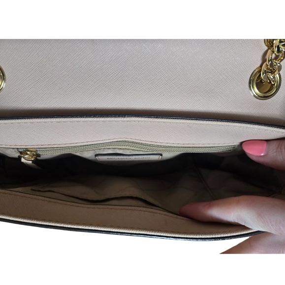 Michael Kors Tina Ballet Pink Convertible Style Purse - Picture 9 of 10